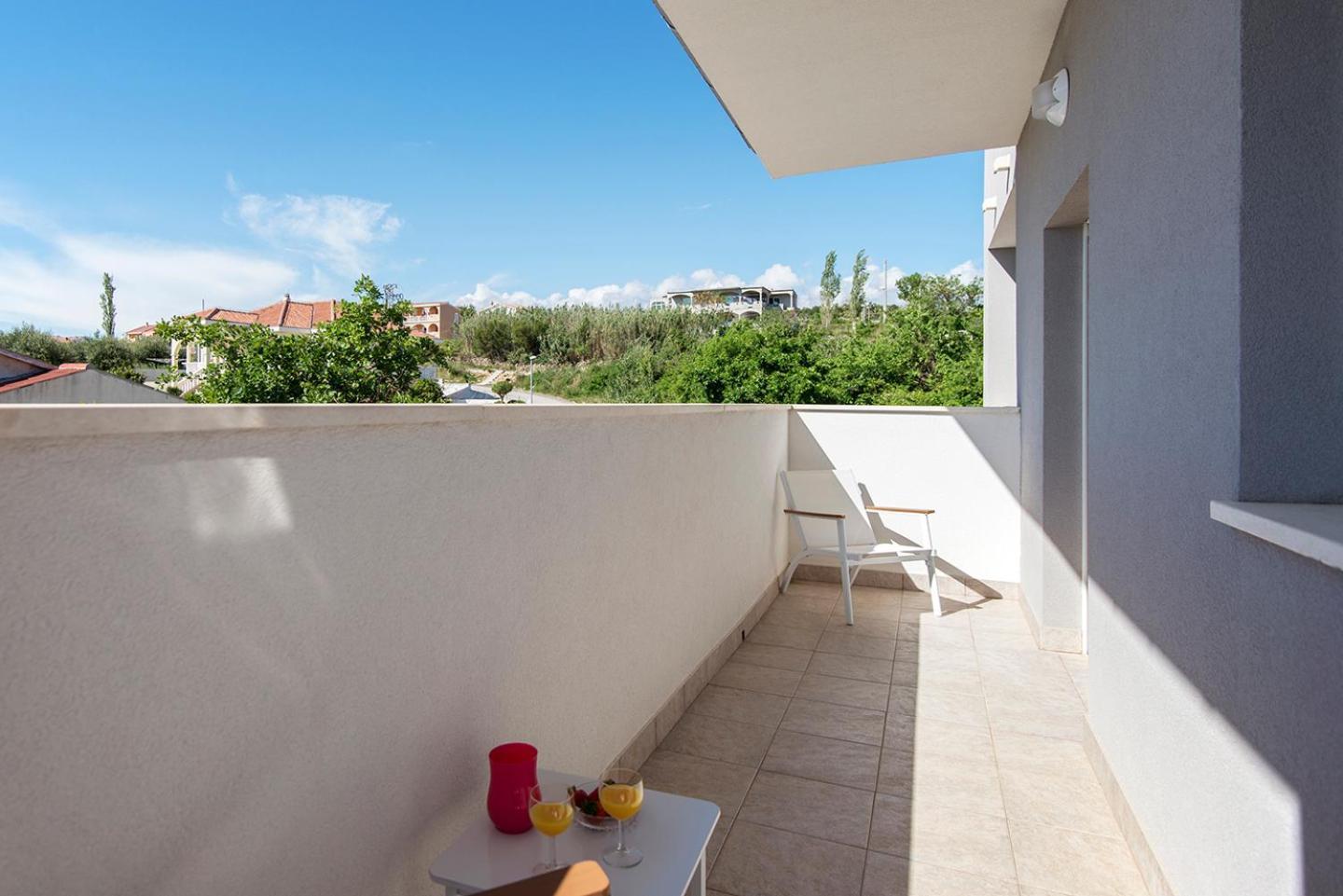 Apartments CAPE Deluxe Rtina Buitenkant foto
