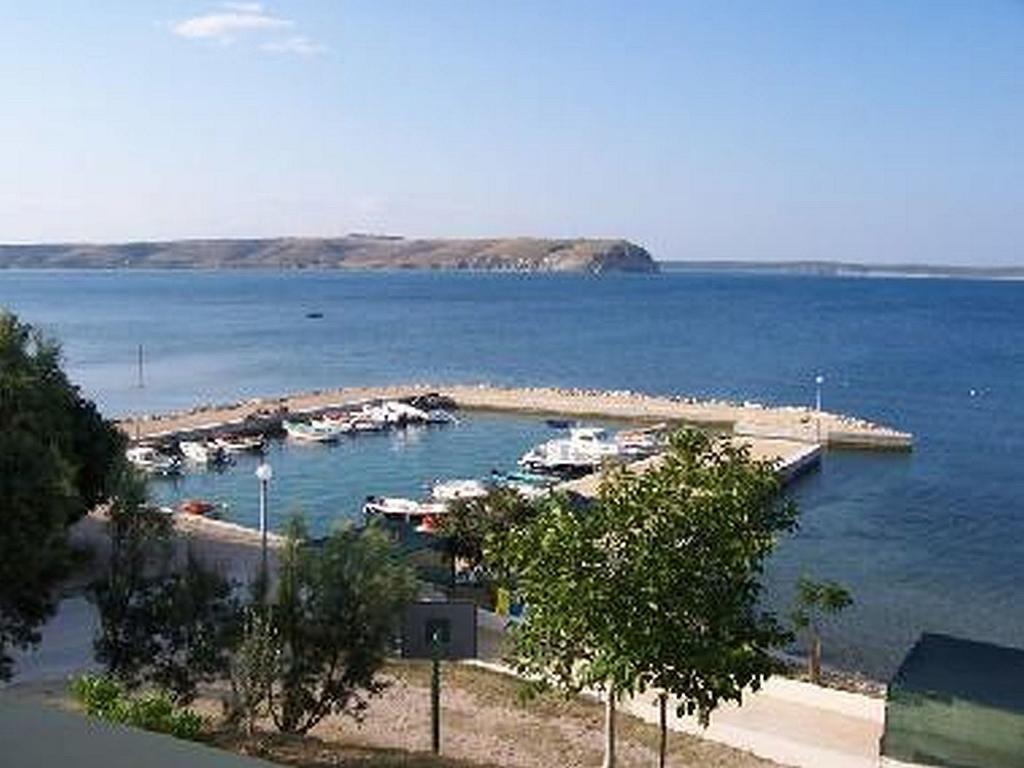 Apartments CAPE Deluxe Rtina Buitenkant foto