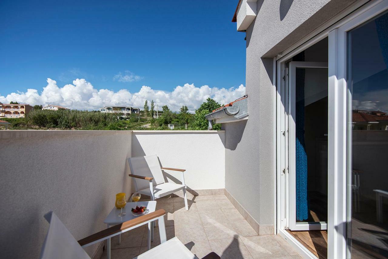 Apartments CAPE Deluxe Rtina Buitenkant foto